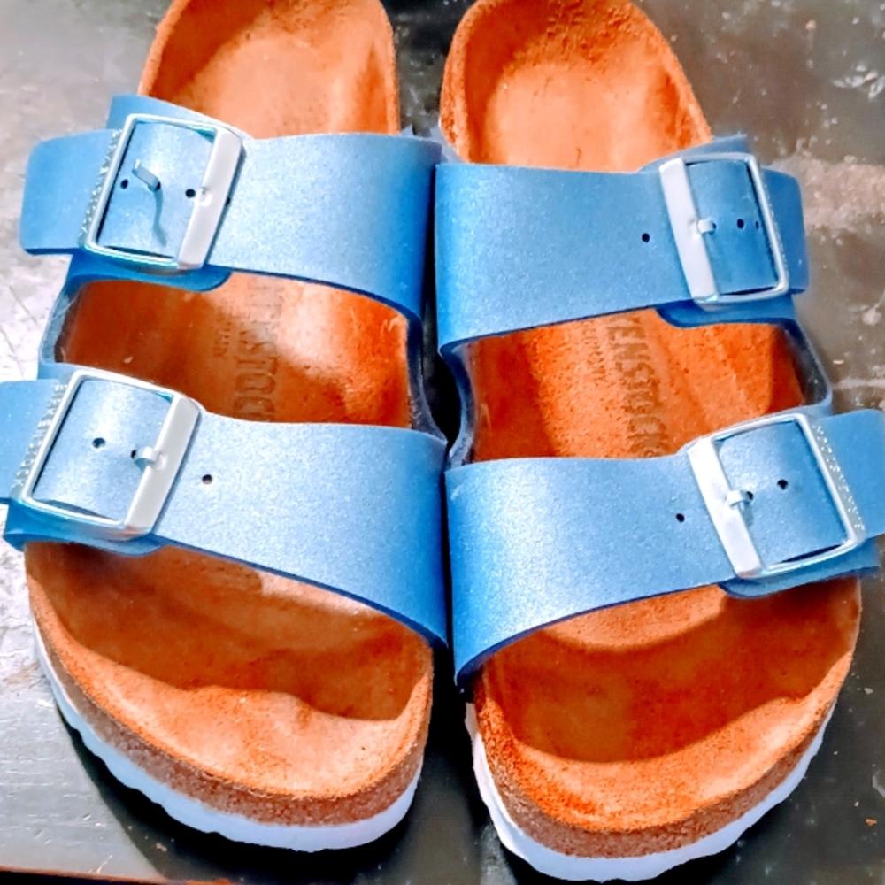 Birkenstock Blue colbalt leather size 8 sandals with double design straps